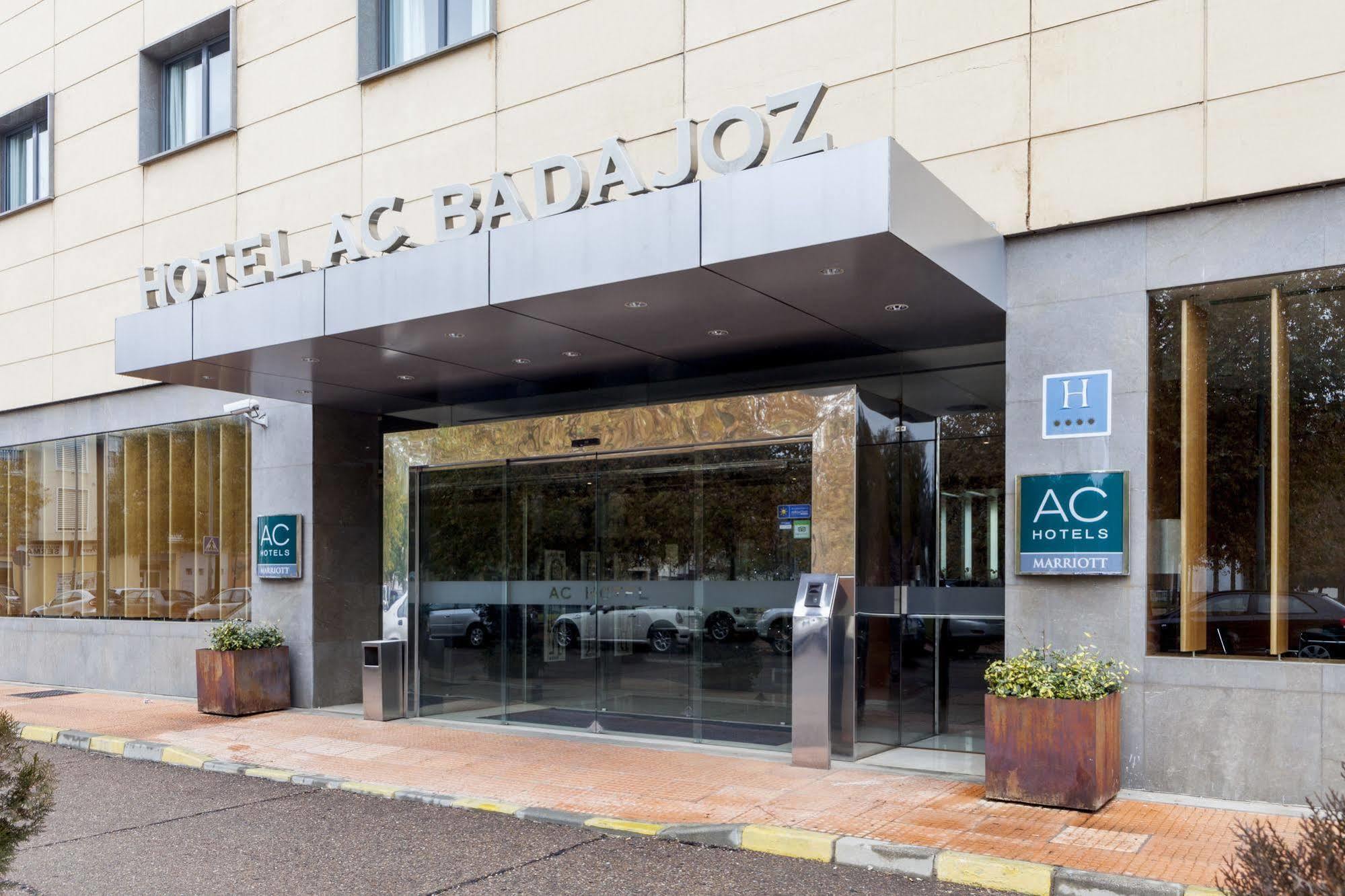 Ac Hotel Badajoz By Marriott Exterior photo